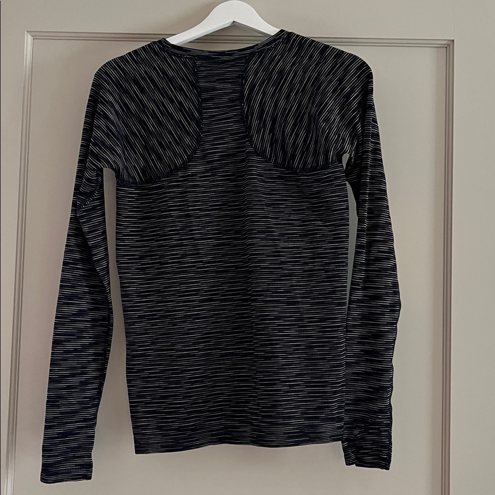 Athleta | Momentum Spacedye Top | Black/Blue | Size M - Picture 2 of 10